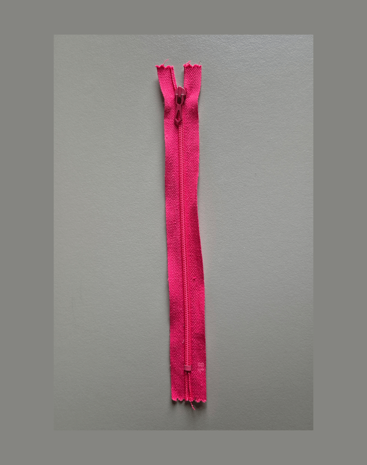 Fermeture éclair de 18 centimètres de couleur rose