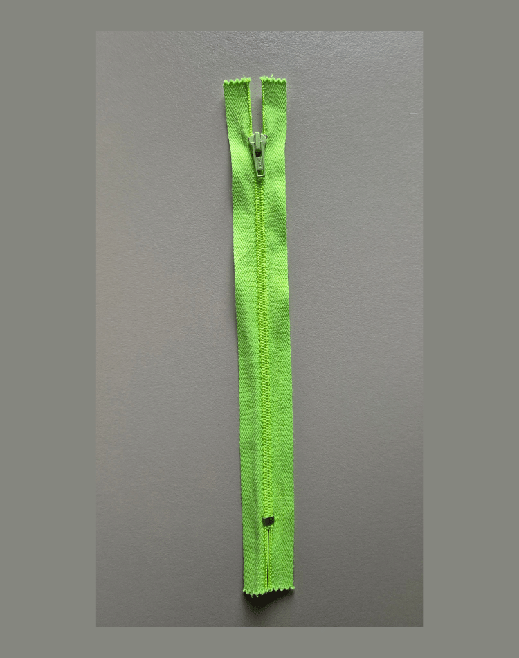 Fermeture éclair de 18 centimètres de couleur verte